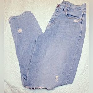 Used American Eagle Mom Jeans